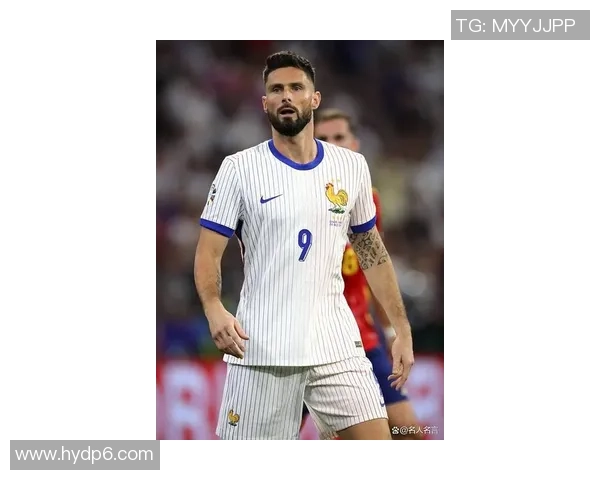 2025年现役十大足球球星排名盘点 谁是足坛当之无愧的领军人物