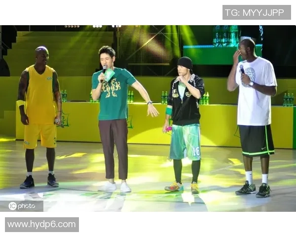 周杰伦与足球巨星合影高清大曝光展现不一样的球迷情结与友谊 周杰伦与足球巨星合影高清大曝光展现不一样的球迷情结与友谊